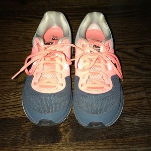 Women’s Sneakers